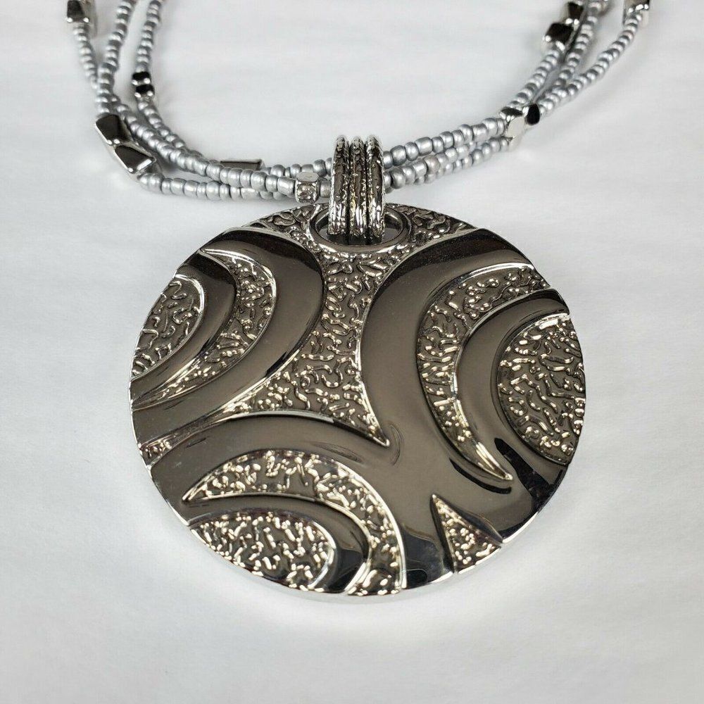 Lia Sophia Multi-Strand Gray‎ Glass Sead Bead Synergy Pendant Necklace Statement - Picture 4 of 10